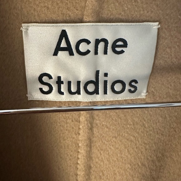 Acne Studios Camel Trench Coat - Picture 3 of 8